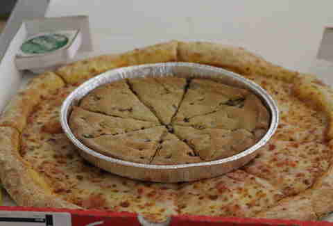 Papa John's Mega Chocolate Chip Cookie Review - Thrillist