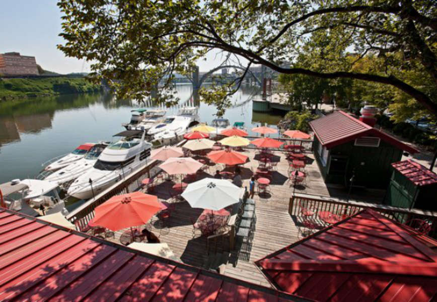 Calhoun's: A Restaurant in Knoxville, TN - Thrillist