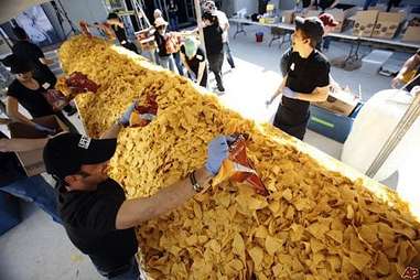 world's largest plate of nachos