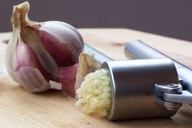 garlic press