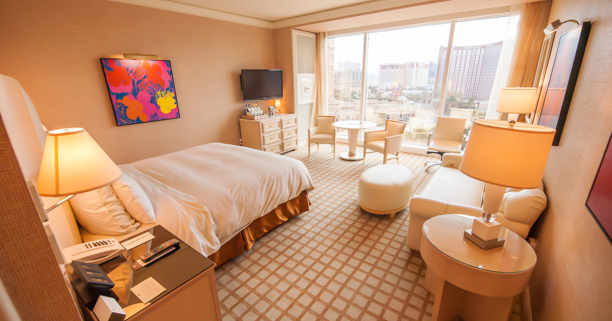 10 Most Common Items Stolen From Hotels Thrillist