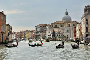 gondolas... everywhere