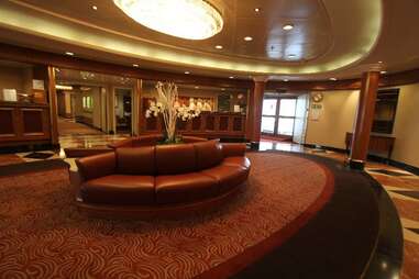 silver whisper lobby