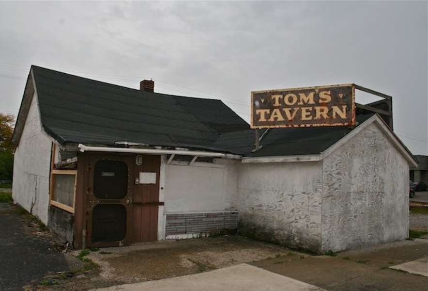 Toms Tavern A Bar in Detroit, MI Thrillist