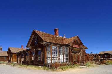 abandoned house bodie