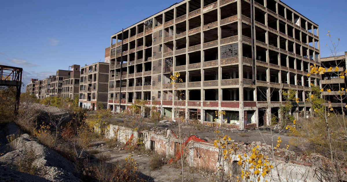 Ghost Towns - The World's Creepiest Abandoned Cities - Thrillist