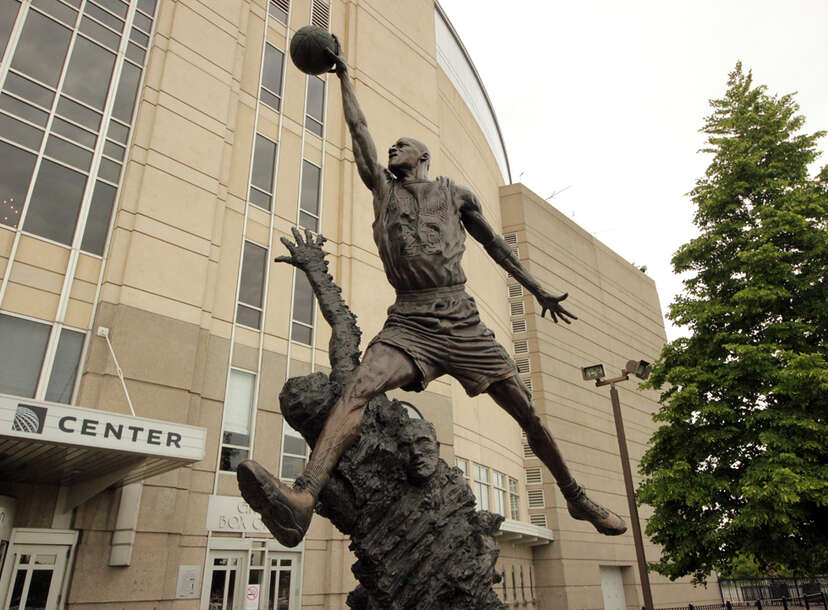 Statues  United Center