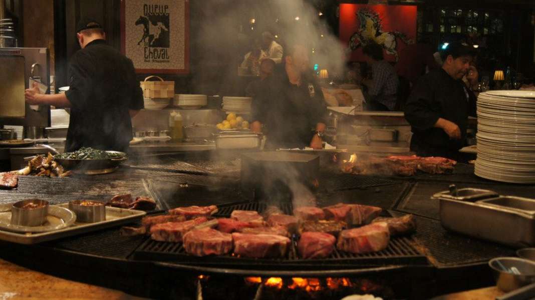 La Queue de Cheval: A Restaurant in Montréal, QC - Thrillist