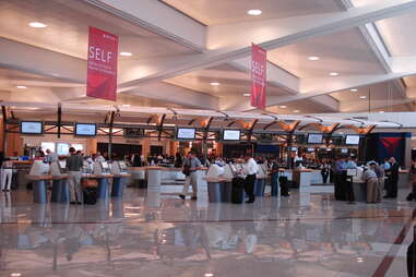 Delta check-in at ATL airport