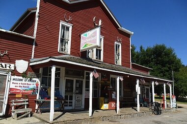 The Aladdin General Store