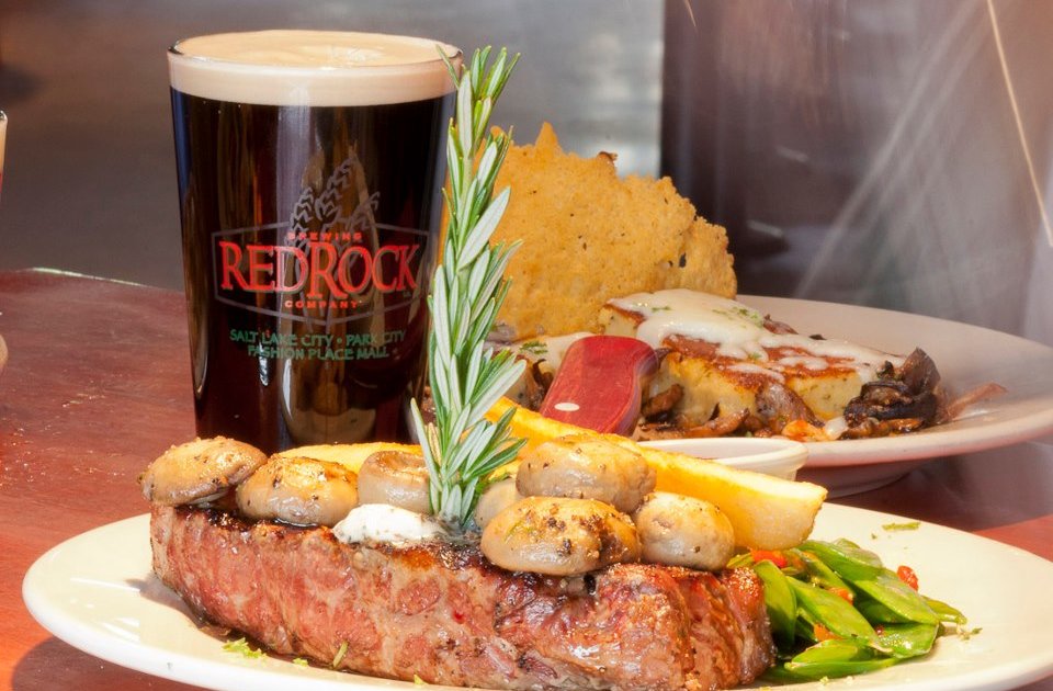 Red Rock Restaurant & Brewing Co. A Nation, UT Bar.