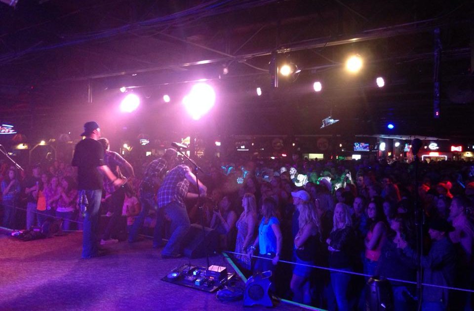 Grizzly Rose A Denver, CO Bar.