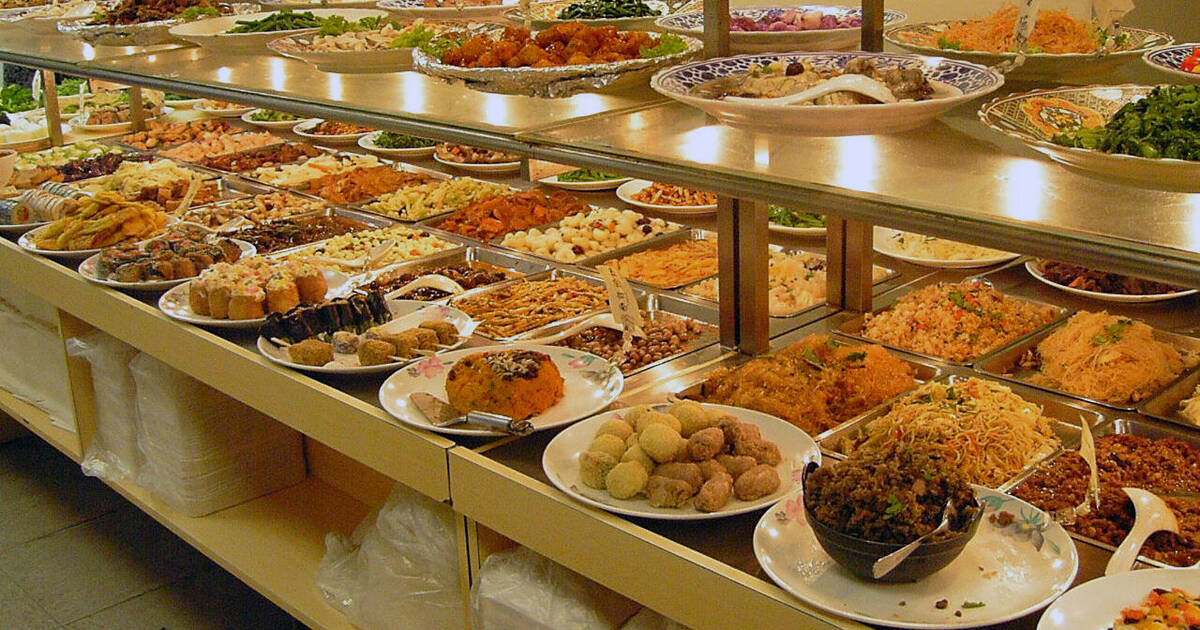 7 foolproof ways to outeat everyone at a buffet - Thrillist