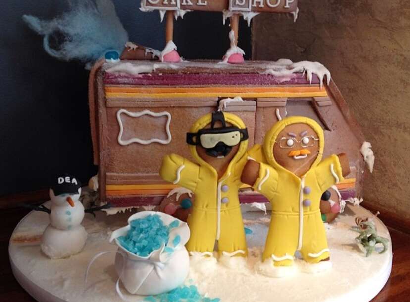 breaking bad meth cake