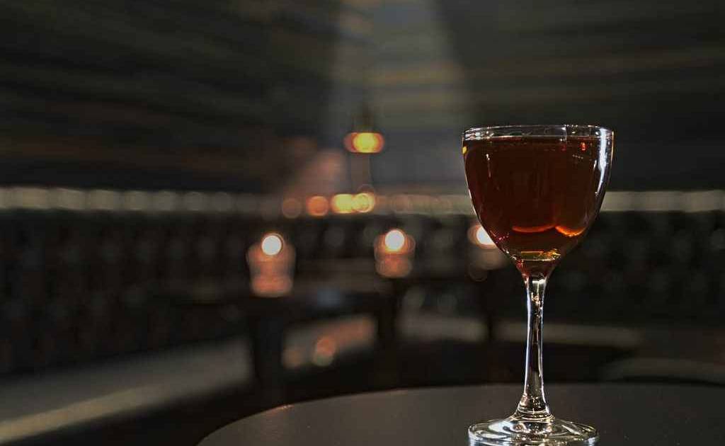 Best Places to Get Large Cocktails, Punch Bowls, and Pitchers in LA -  Thrillist