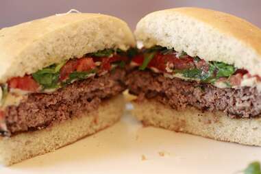 Olive Garden italiano burger