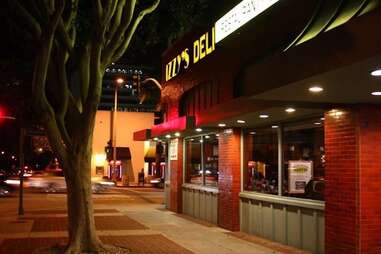 Izzy's