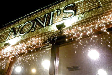Noni's exterior