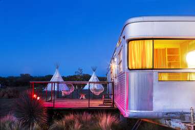 El Cosmico, trailer, teepees