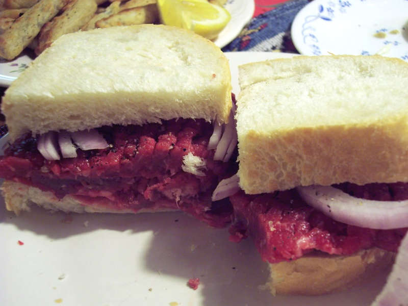 CDC links raw meat "cannibal sandwiches" in Wisconsin to E. coli Thrillist Nation