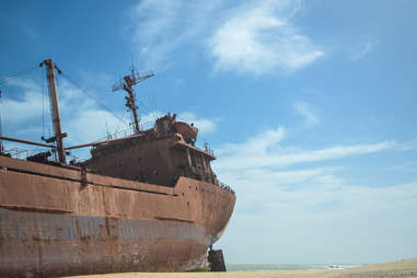 The world's biggest ship graveyard - Thrillist