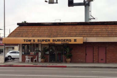 TOM'S SUPER BURGER LA
