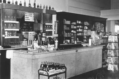 Soda Fountain Vernors Detroit