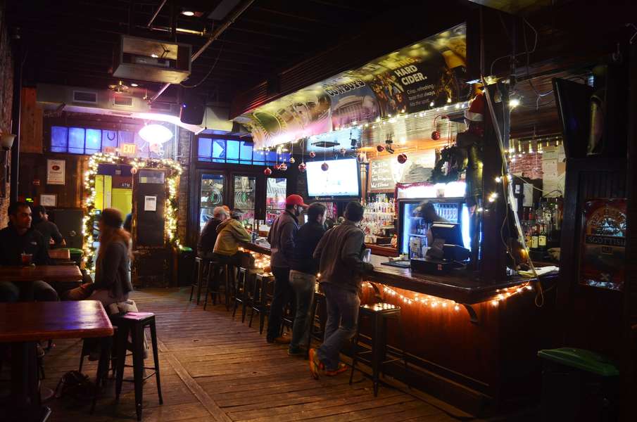 Shakespeare's Pub: A Austin, TX Bar - Thrillist