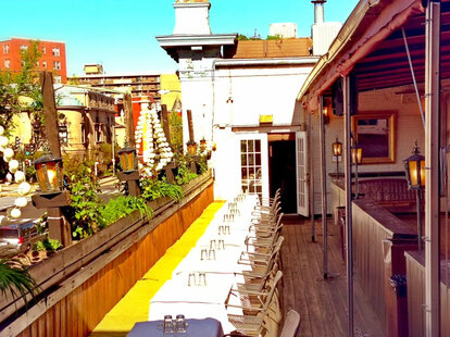 Local 16: A Bar in Washington, D.C. - Thrillist
