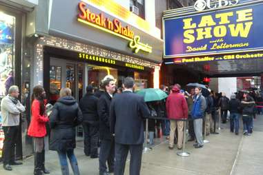 Line outside NYC Steak 'n Shake