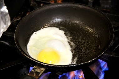 Egg frying