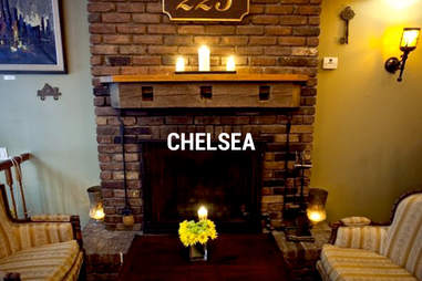 60 Nyc Bars With A Fireplace Thrillist New York
