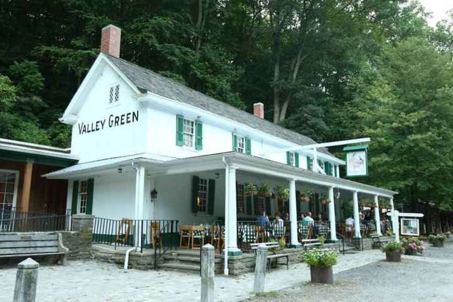 Valley Green Inn  Philadelphia  Bar Thrillist