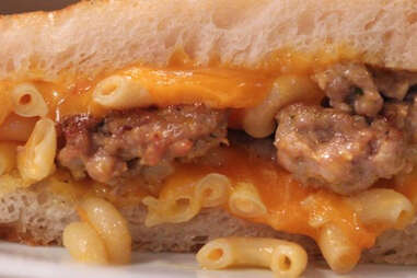 Grilled (Mac &) Cheese Sandwiches