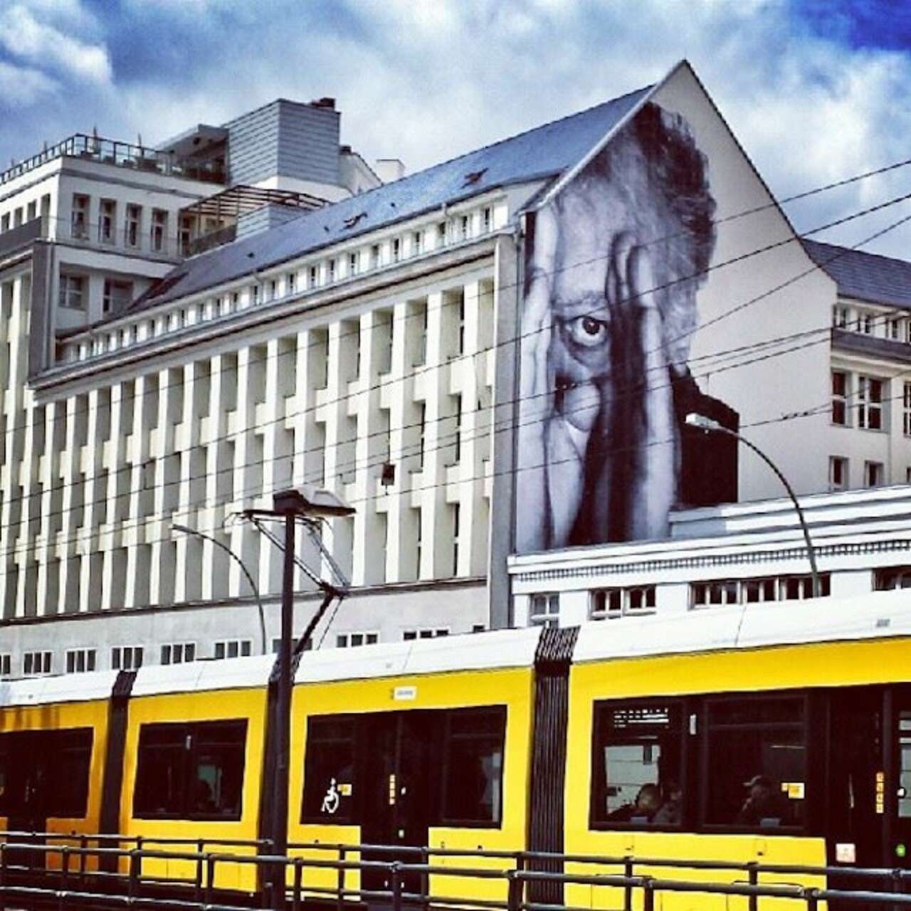 Berlin's best graffiti - A tour of Berlin’s most awesome street art ...