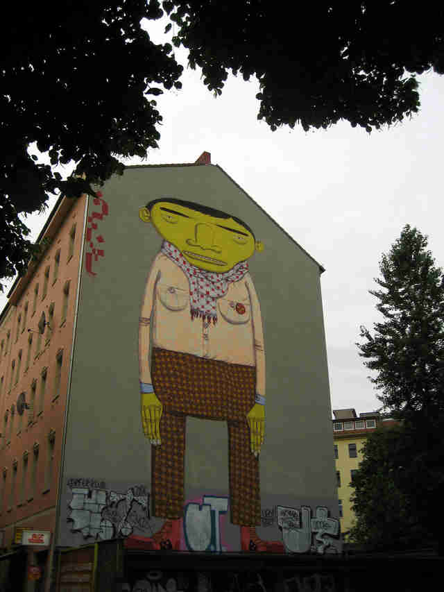 Berlins Best Graffiti A Tour Of Berlins Most Awesome - 