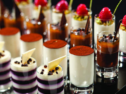 10 Things You Don T Know About Las Vegas Buffets Thrillist Las Vegas