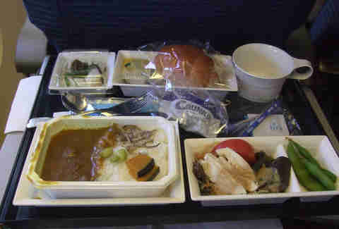 Airline Food - The 10 Most Regrettable Airline Meals Ever - Thrillist