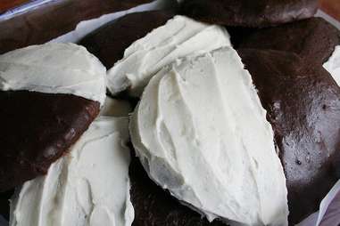 10 Things You Didn't Know about Black and White Cookies