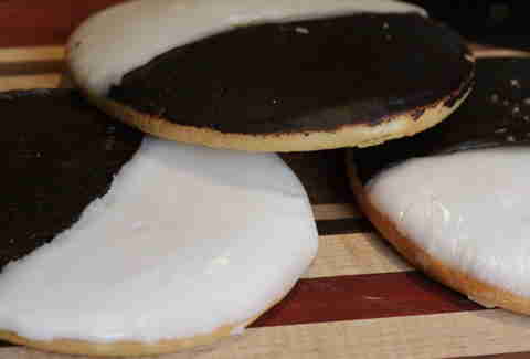 Black and white cookies: the 10 things you didn't know - Thrillist New York