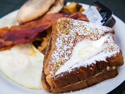 Best Breakfast In The World Traditional Breakfast From Around The World Thrillist