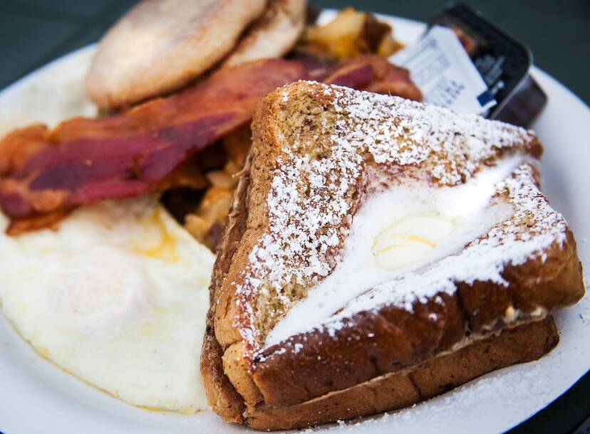 Best Breakfast In The World Traditional Breakfast From Around The World Thrillist