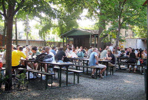 Bohemian Hall Beer Garden A New York Ny Bar