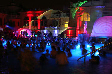 budapest bath party