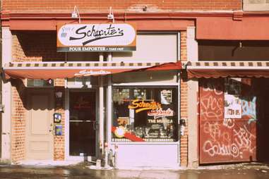 10 things you didn’t know about Schwartz’s