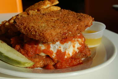 pizza burger PYT