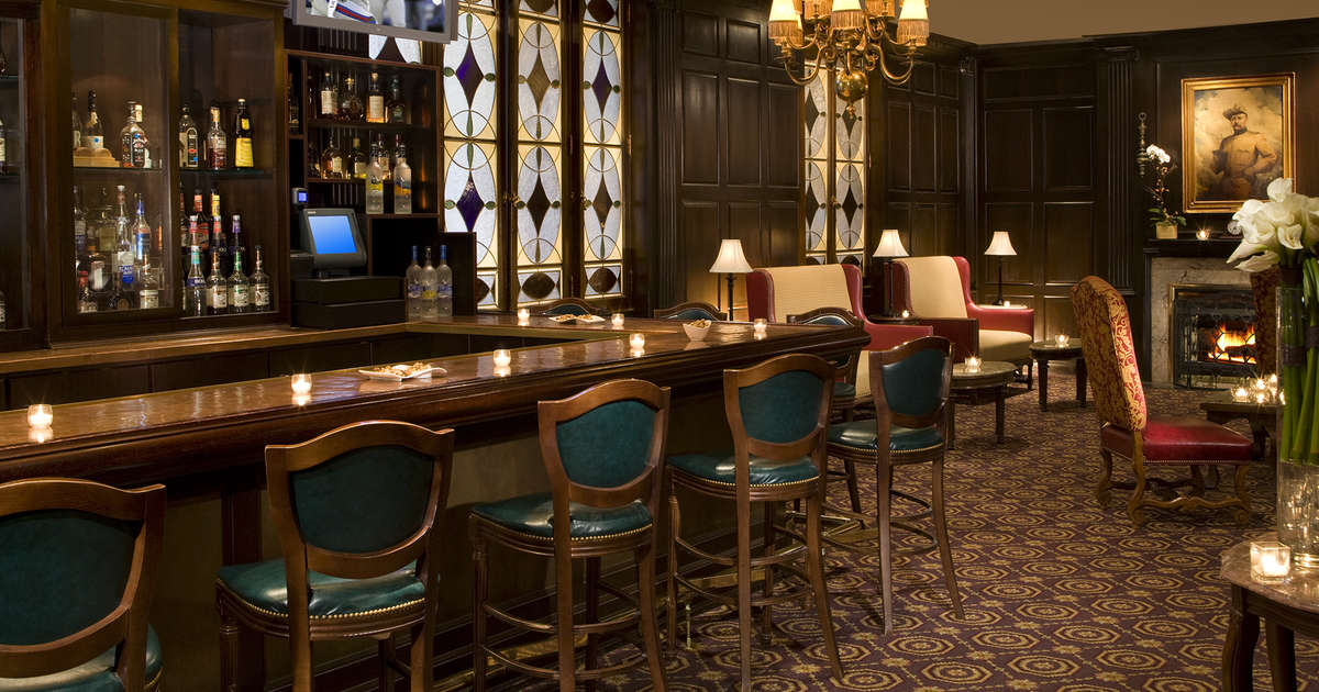 Madison Club Lounge: A Bar in New York, NY - Thrillist
