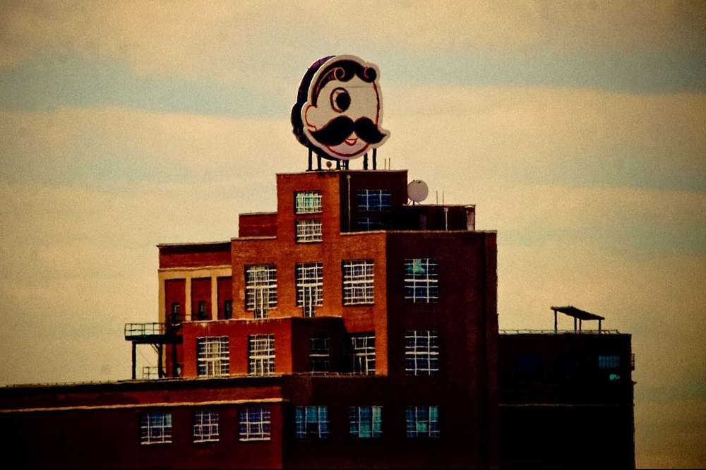 10 Things You Didn T Know About Natty Boh Thrillist Washington Dc