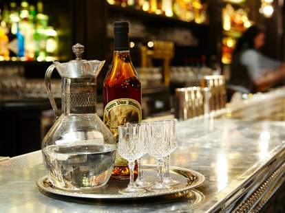 Celeste A Chicago Il Bar Thrillist