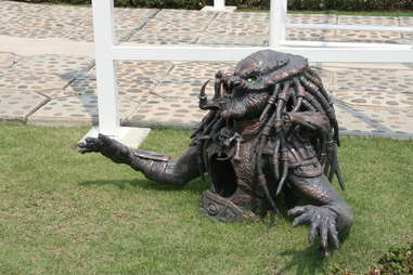 predator statue